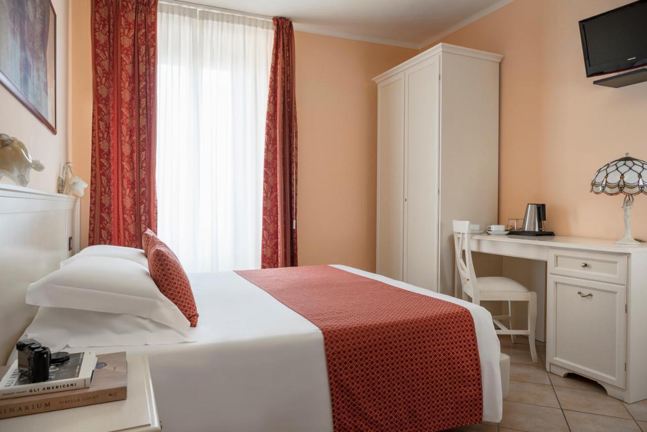 Hotel Mayer & Splendid - Wellness E Spa Desenzano del Garda Buitenkant foto